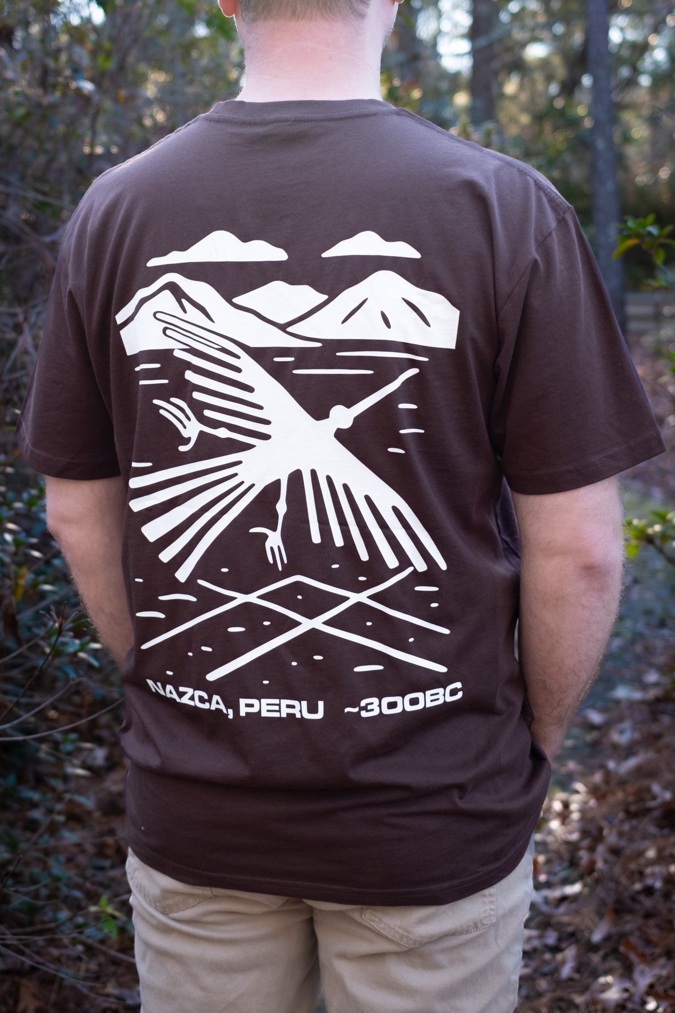 model | T-shirt Back Black White Slate Blue Carolina Blue Navy Pale Pink Mustard Charcoal Army Dark Chocolate Natural 